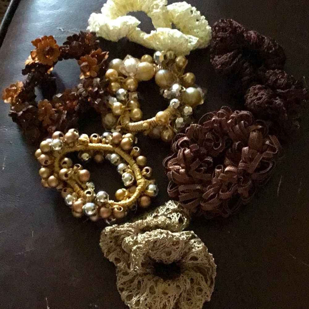 Hair Accessories 5 items for $20❤️